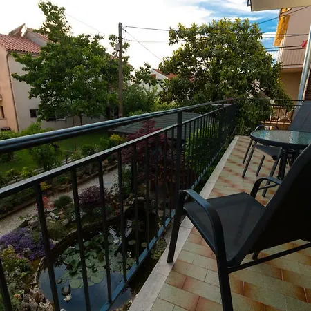 Beautiful Garden By Rent Istria Apartman *