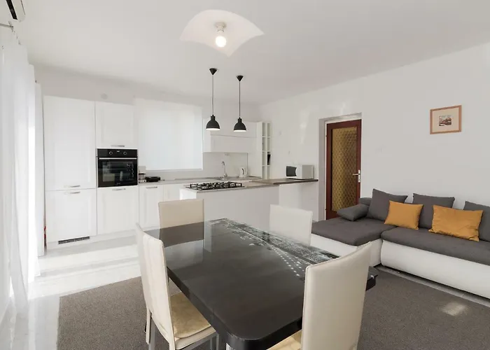 Appartement Beautiful Garden By Rent Istria Poreč